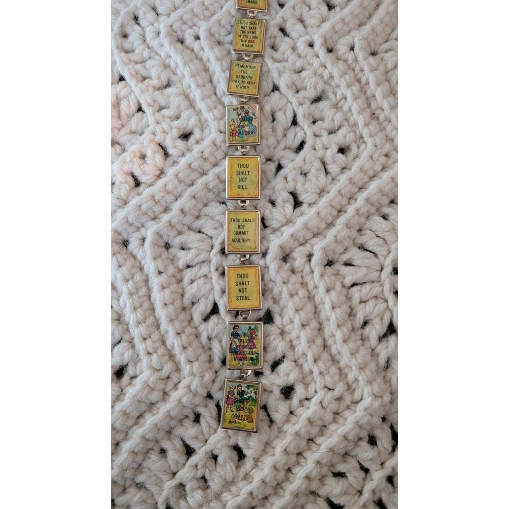 VINTAGE Lenticular TEN COMMANDMENTS Flicker Holographic Charm Tie Clip Bracelet